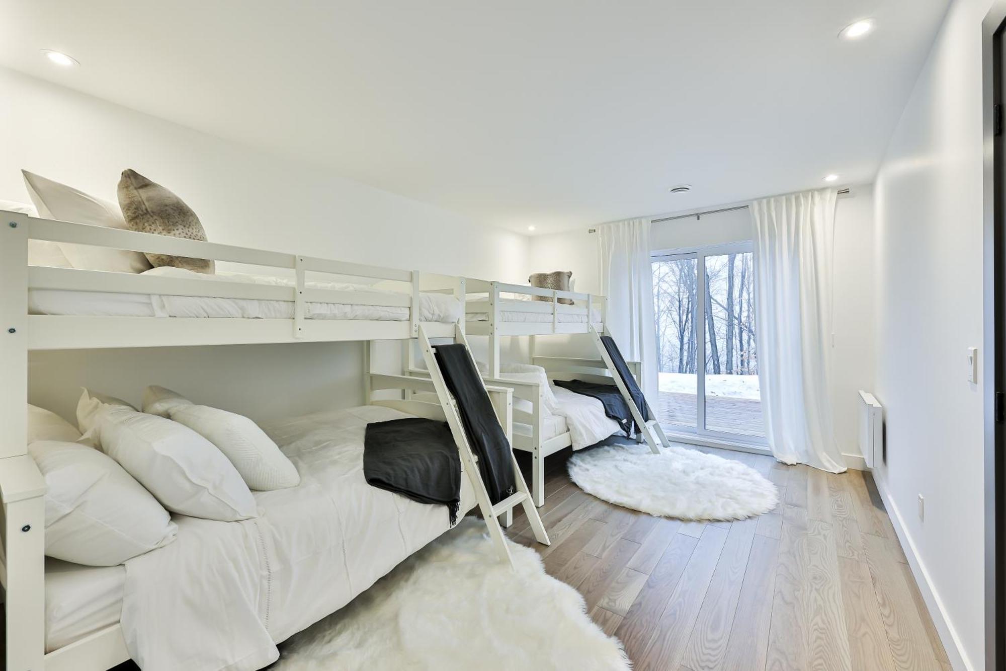 The Chic Shack - Golf, Ski, Spa Saint-Faustin ภายนอก รูปภาพ